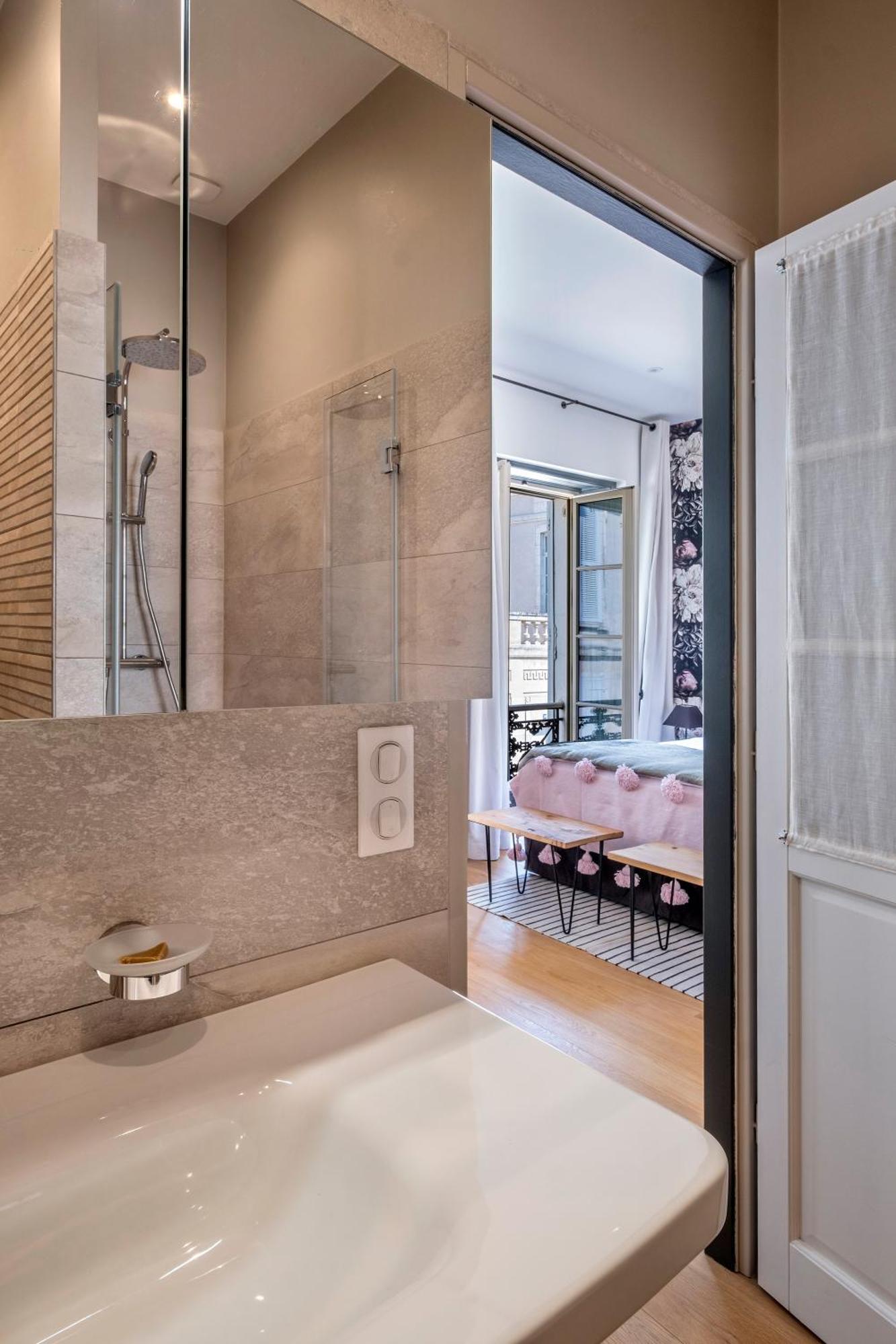 Escale Rochelaise B&B, Spa Bain Nordique Et Sauna Tonneau La Rochelle  Exterior photo